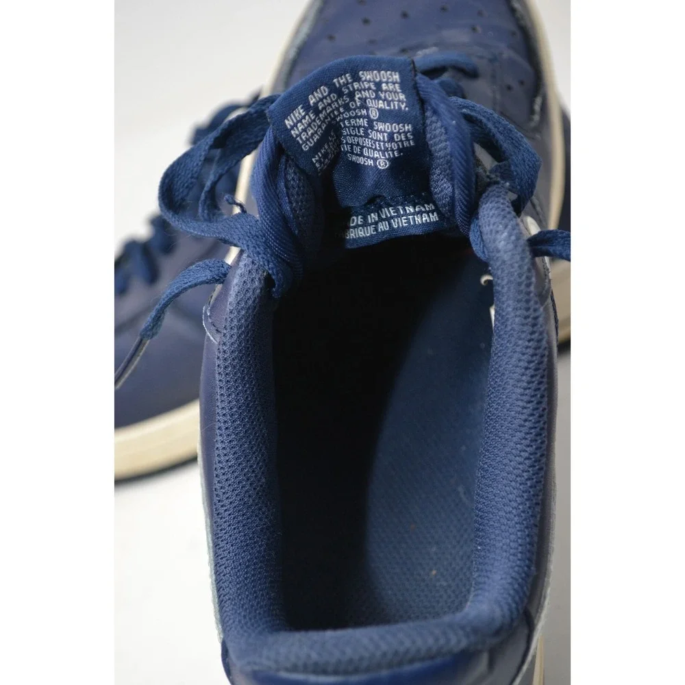 Nike Air Force 1 488298-436 Men's 8.5 Sneakers Navy White Lace Up Athletic Shoes